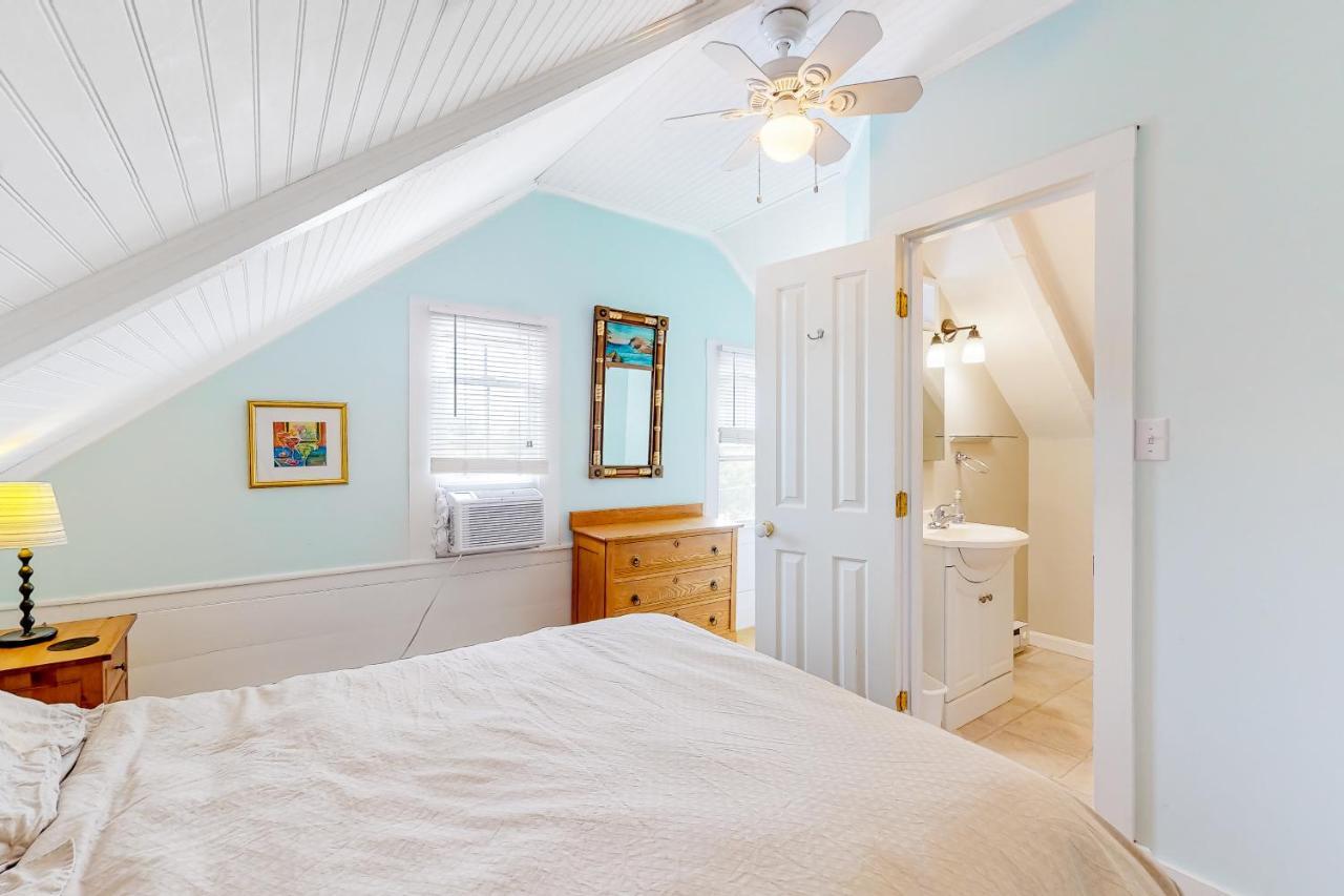 Historic Jewel Apartment Provincetown Exterior photo